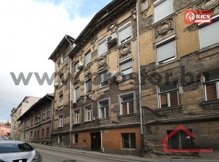 1BDR spacious 48 sq.m. apartment in a residential building near Sacred Heart Cathedral, Stari Grad, Sarajevo - FOR SALE