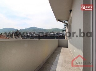 Bright unfurnished 2BDR apartment of 72sq.m. in a residential building, Marijin Dvor, Sarajevo - FOR RENT