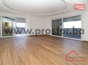Unfurnished, five-room penthouse in a new building with a large terrace and two large garage spaces, Stup