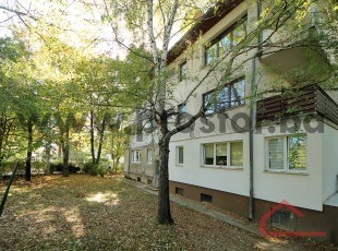 Adaptation required! Apartment with functional layout located near the Clinical Center, Visnjik - FOR SALE