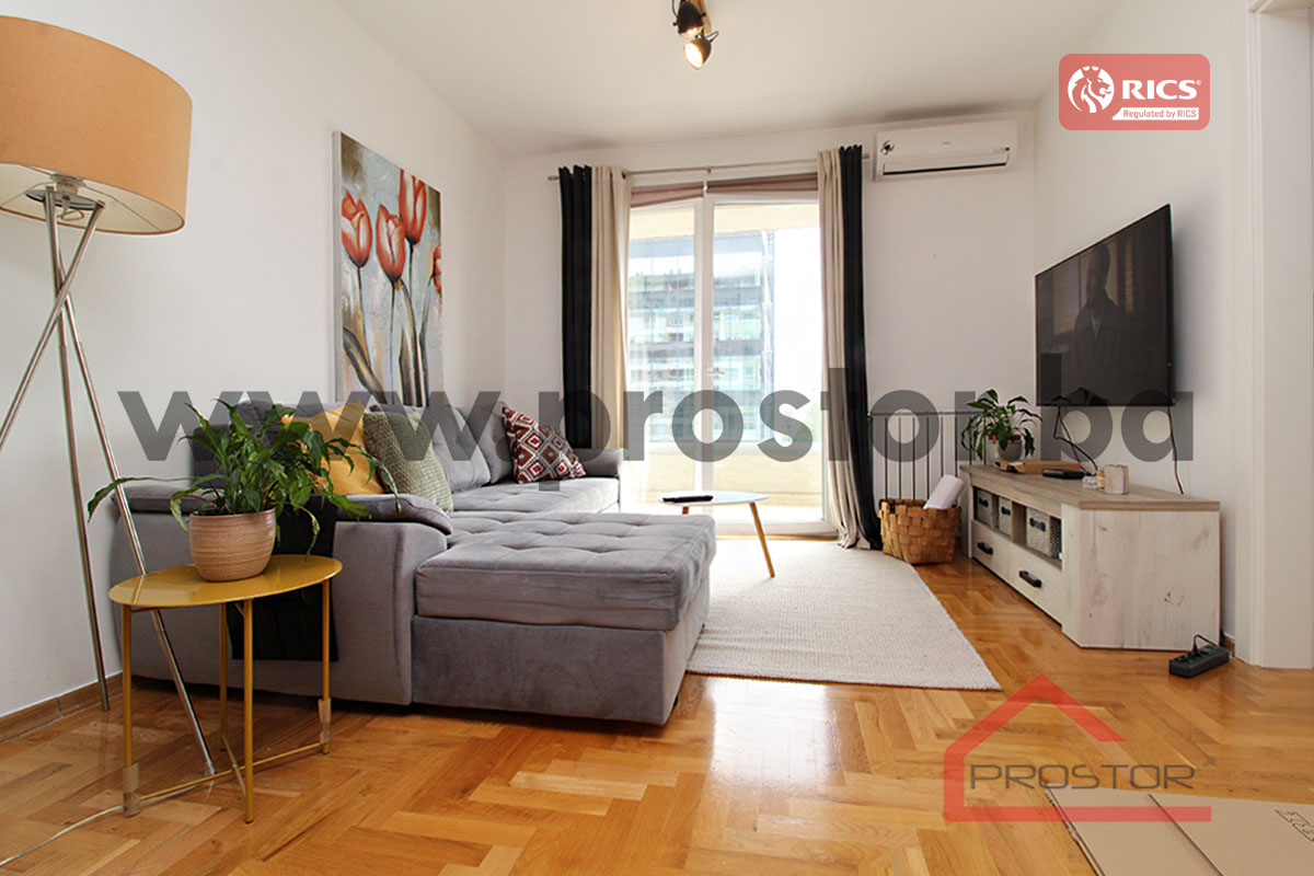 2 Dnevni boravak sl1