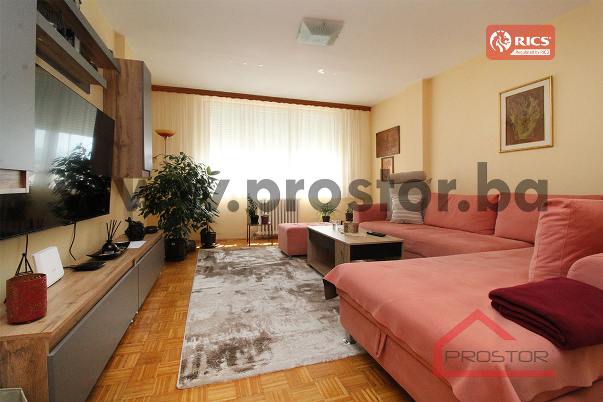 1 Dnevni boravak sl1
