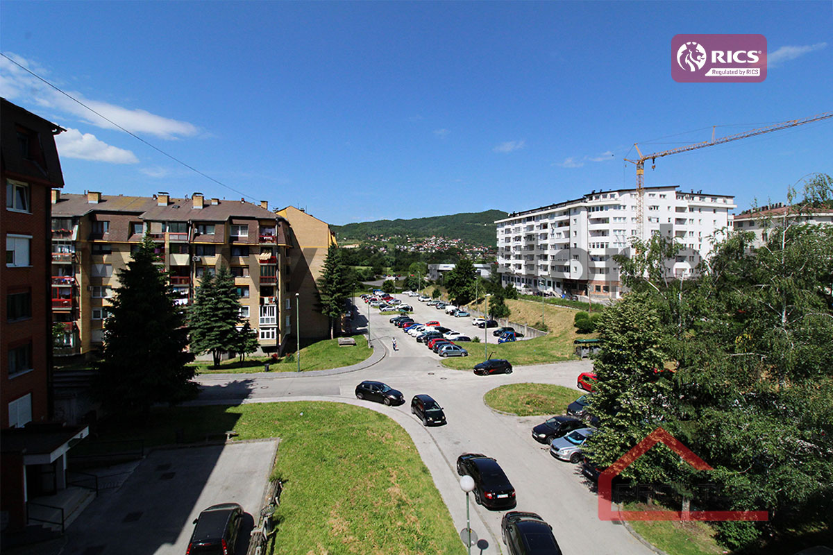 16 Pogled 2