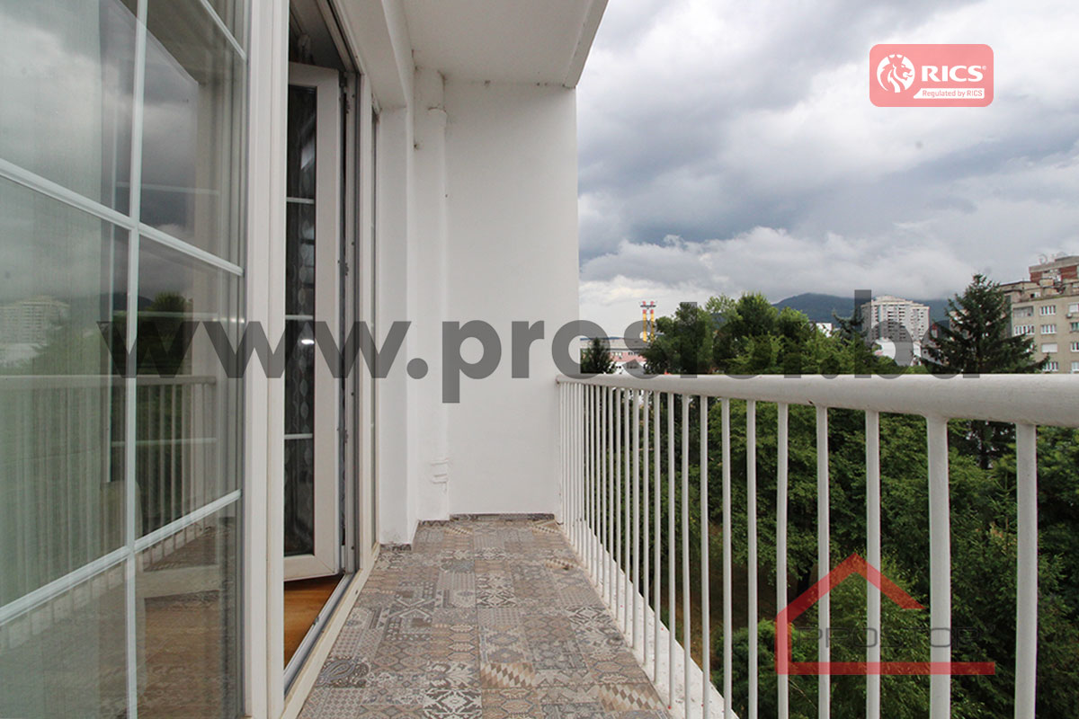 9 Balkon