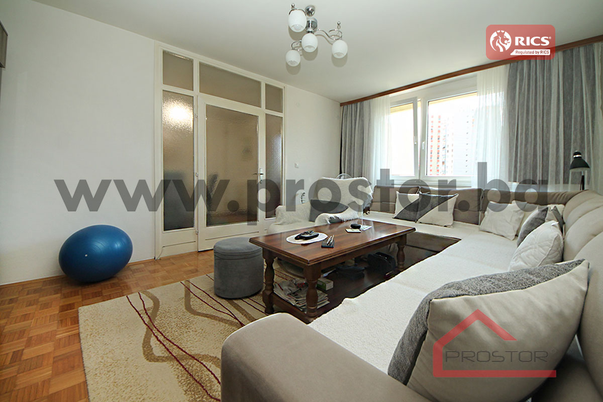 4 Dnevni boravak sl2