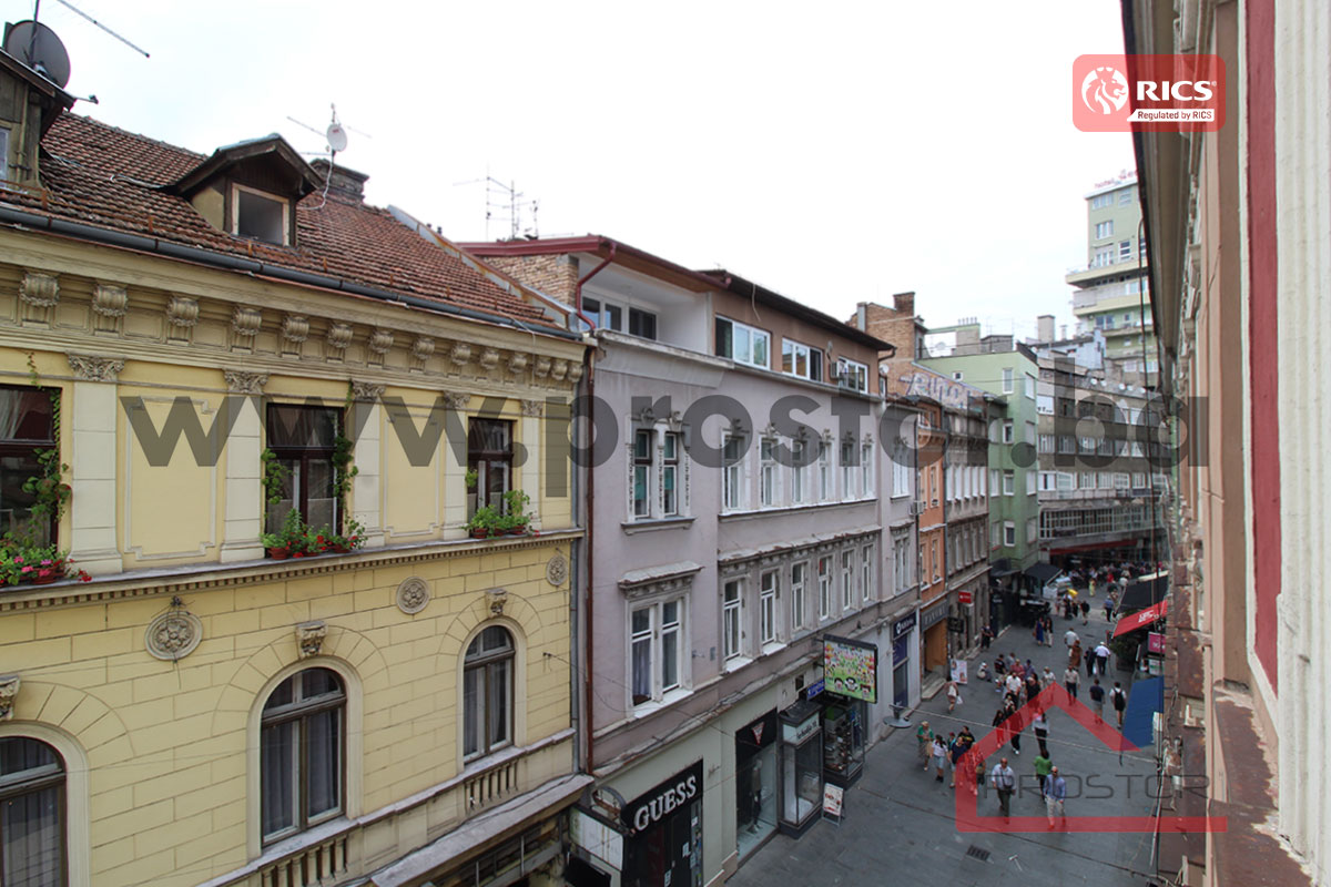21 Pogled 1