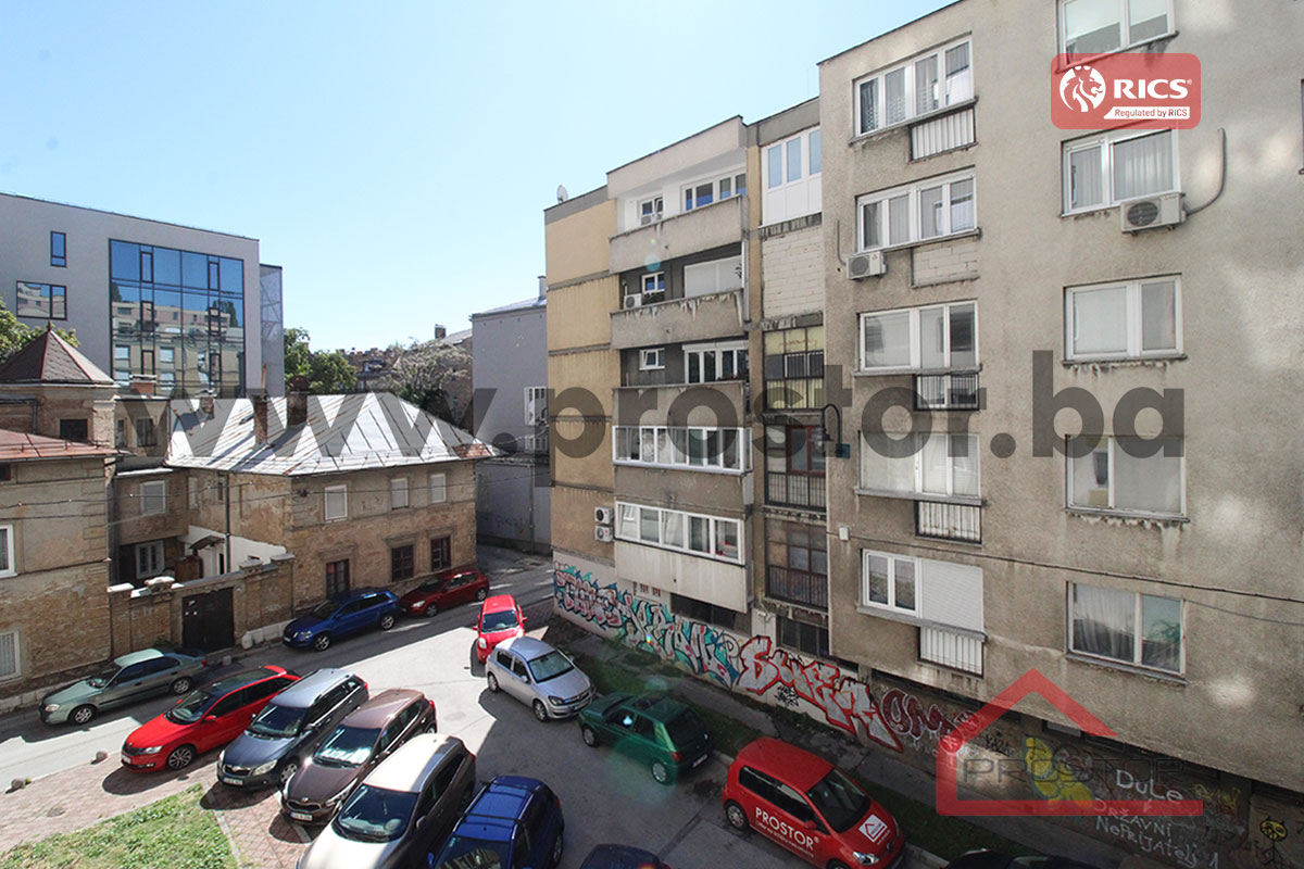 19 Pogled 1