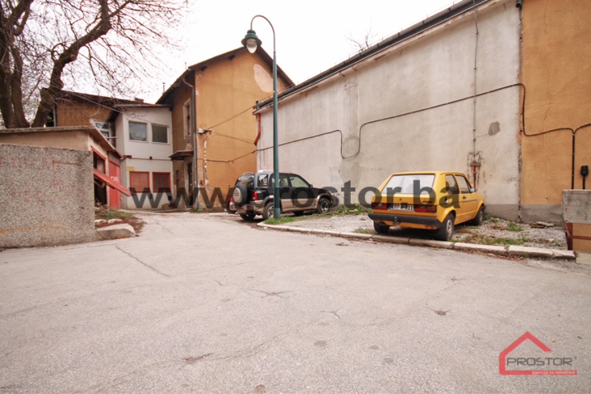 Parking prostor za stanare zgrade