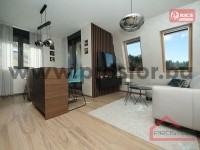 7 Dnevni boravak i trpezarija