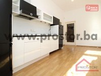 13 Kuhinja i trpezarija sl3