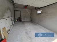 12_ Garaža