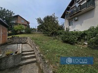 13_ Dvorište