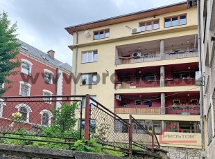 Nice and spacious 2BDR 73 sq.m. apartment with a balcony and a an optional garage space, located centrally in Sarajevo, near Bascarsija - FOR SALE ***VR tour available***