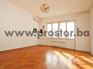Kancelarijski prostor u blizini Druge Gimnazije, ulica Koševo