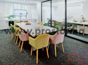 Moderno adaptiran namješten kancelarijski prostor u blizini šoping centra “Alta”, Marijin Dvor