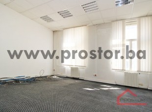 Commercial property with a total size of aprox.743sqm on a good location, Sarajevo - FOR RENT