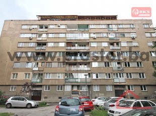 Komforan dvosoban stan sa dva balkona, Zagrebačka ulica, Grbavica