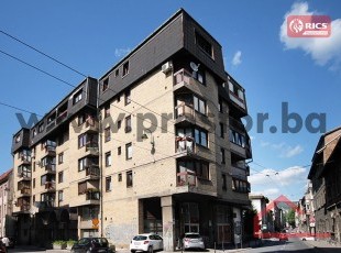 Petosoban stan u kvalitetnoj zgradi na drugom spratu, ul. Fehima Efendije Čurčića, Skenderija