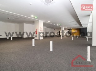 Quality adapted unfurnished office premises in a commercial building, Stup
