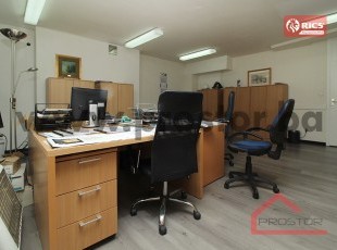 Office space on the first floor in the immediate vicinity of the Grbavica shopping center