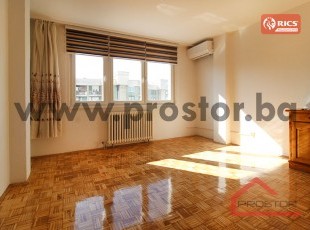 Unfurnished studio apartment in the center of Dobrinja in a building with brick facade