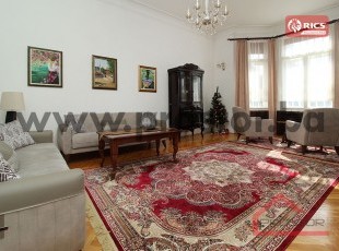 Four-room apartment in the very center of Sarajevo, in the immediate vicinity of the Faculty of Economics, Stari Grad