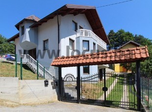 High-quality newly built house with a garage, S+F+F, on a plot of 785 m2 with a spacious yard, Pionirska dolina, Centar municipality