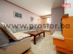 Beautiful, one bedroom apartment with terrace and beautiful view to a olympic mountain Bjelasnica!