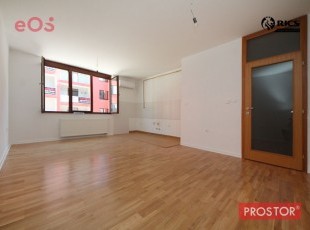 Spacious studio apartment on first floor, in a quiet neighborhood Vrtovi Sunca, in municipality Center, Sarajevo VR