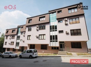 Functional three bedroom apartment with balcony, in a quiet neighborhood Vrtovi Sunca, in municipality Center, Sarajevo VR