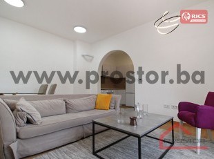 Modern refurbished 2BDR bright apartment 64sq.m. in a residential building, Bistrik, Sarajevo - FOR RENT