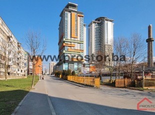 Ekskluzivni poslovni prostor površine 146,34m2 sa balkonom u zgradi vrhunske gradnje, Bosmal City Centar, Sarajevo