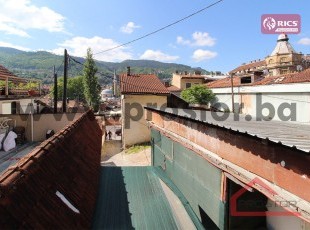 Četverosoban stan u neposrednoj blizini sebilja na Baščaršiji, Stari Grad