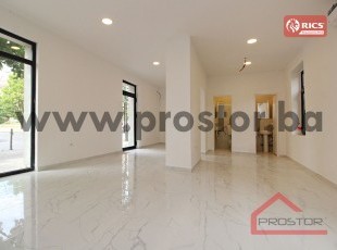 Unfurnished multi-purpose business premises on Zmaja od Bosne, Sarajevo - FOR RENT