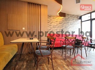 Renovated commercial property with an area of ​50 m2 is for rent on the ground floor of a residential building in Topal Osman pase Street in Grbavica.