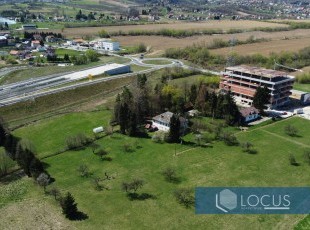 TOP LOCATION!!! Land area of ​​12,530m2 with access to the main road M-16-4 near the interchange of the expressway 'Lašva-Nević Polje' and the Okuka intersection