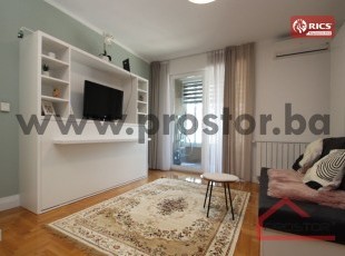 Namještena moderna garsonjera sa garažom i lođom, Nova Otoka