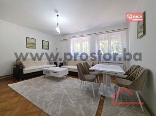 Manji dvosoban stan na odličnoj lokaciji preko puta Unitica, Marijin Dvor