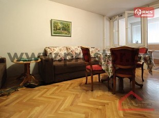 Namješten trosoban stan sa lođom na Alipašinom polju, ul. Semira Frašte