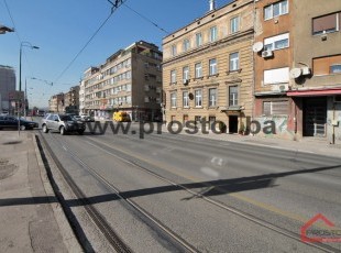 Dvosoban stan na prvom spratu, preko puta Al Shiddi Centra, Marijin Dvor - PRODANO!