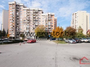 Svijetao dvosoban stan sa balkonom i lijepim pogledom prema južnoj strani, Alipašino Polje B Faza - PRODANO!