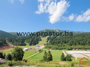 IZUZETNA PRILIKA! Potpuno opremljen apartman sa balkonom i lijepim pogledom na ski stazu, Bjelašnica - PRODANO!