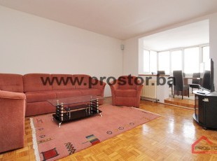 Furnished two-bedroom apartment with great terrace near the Embassy of China - RENTED!